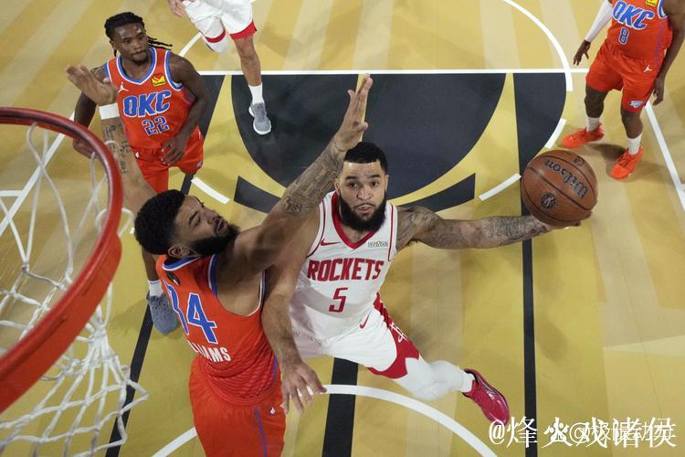 范弗里特38分火箭险胜雷霆 骑士终结绿军7连胜